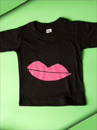 http://www.babymonster.nl/webimg/ZwartShirtLippen01.jpg